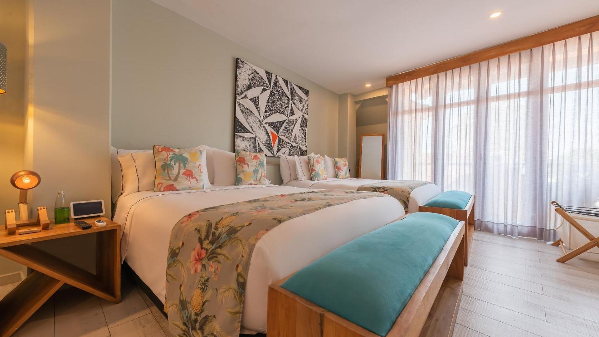 Townhouse Boutique 4*