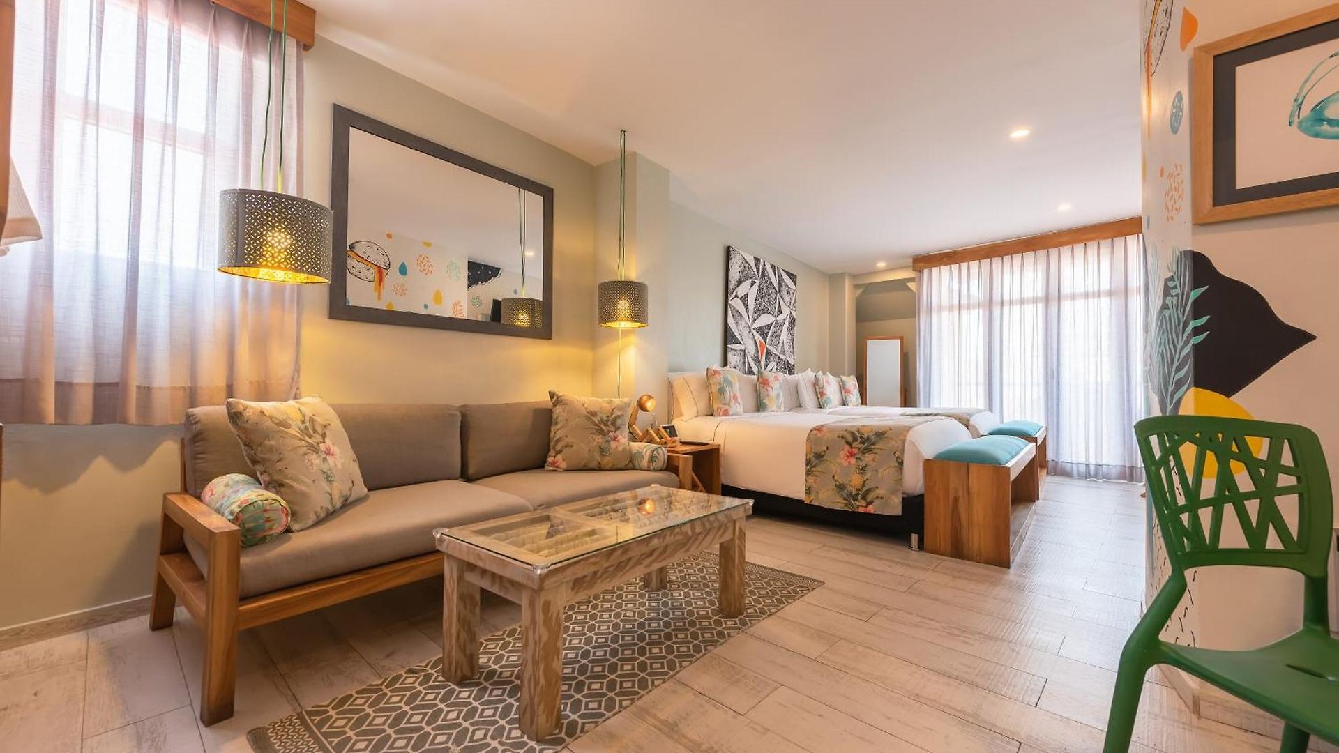 Townhouse Boutique 4*