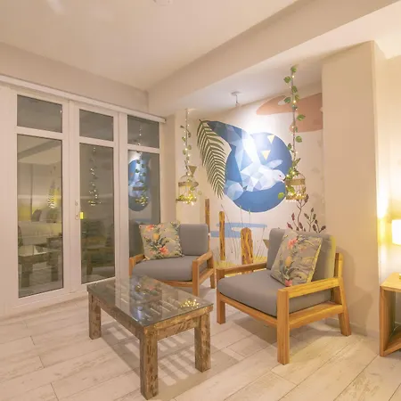 Townhouse Boutique Hotel 4*